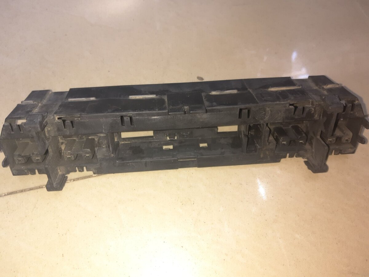 Кнопка аварійки Mercedes-Benz E-Class W210 (1995-2003) 2108210071