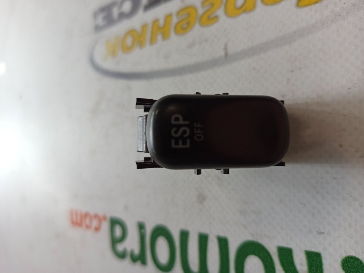 Кнопка esp Mercedes-Benz E-Class W210 (1995-2003) A2108213551