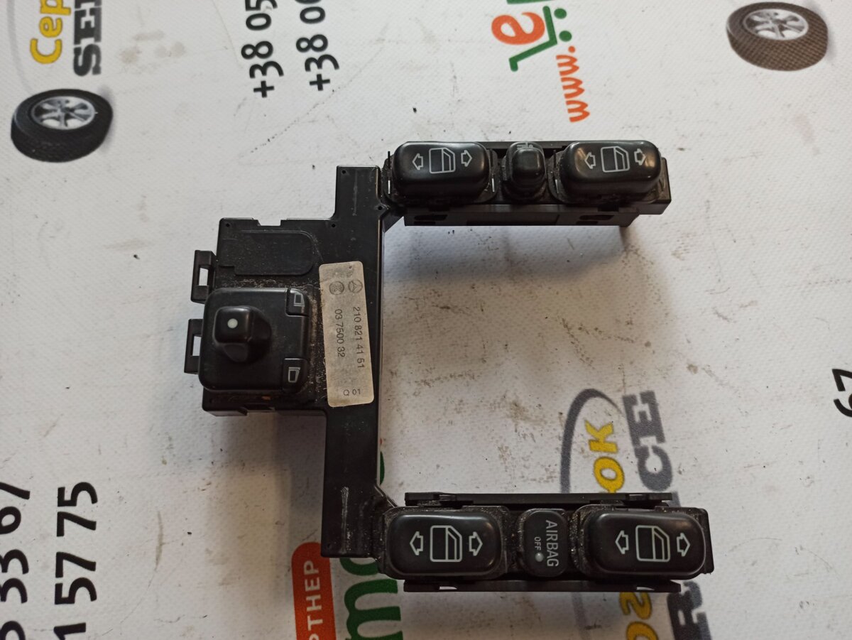 Кнопкі Mercedes-Benz E-Class W210 (1995-2003) A2108214151