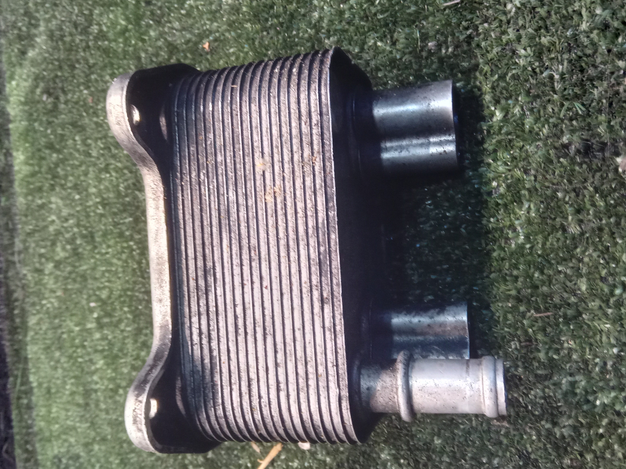 масляний радіатор охолодження рідини акпп; радіатор масляний Mercedes-Benz E-Class W210 (1995-2003) A6121880301