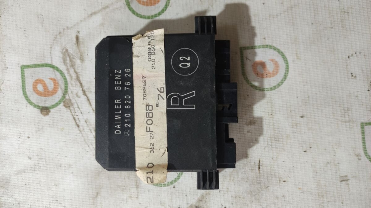 Модуль правої двері Mercedes-Benz E-Class W210 (1995-2003) A2108207626
