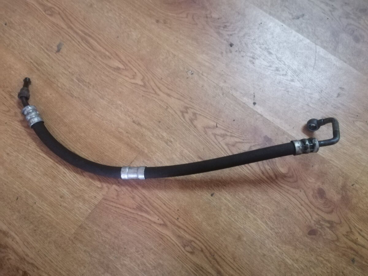 патрубок високого тиску гідропідсилювача Mercedes-Benz E-Class W210 (1995-2003) A2104661581