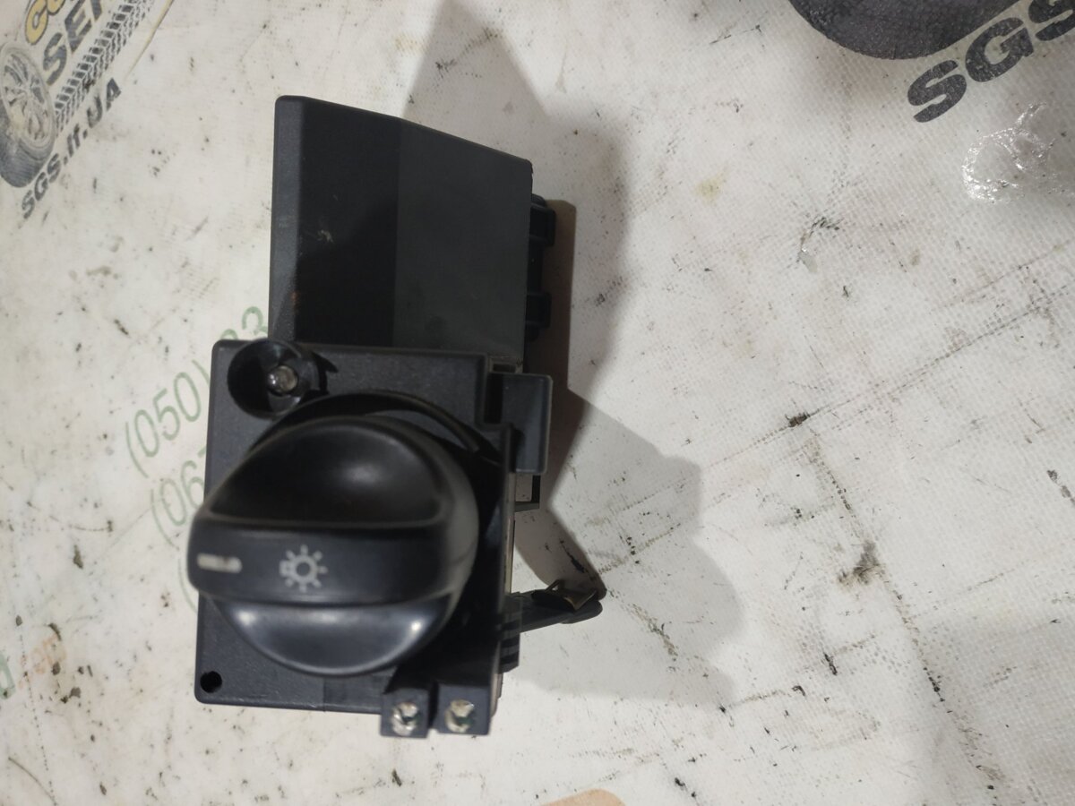 Перемикач багатопозиційний для світла Mercedes-Benz E-Class W210 (1995-2003) A2105451404