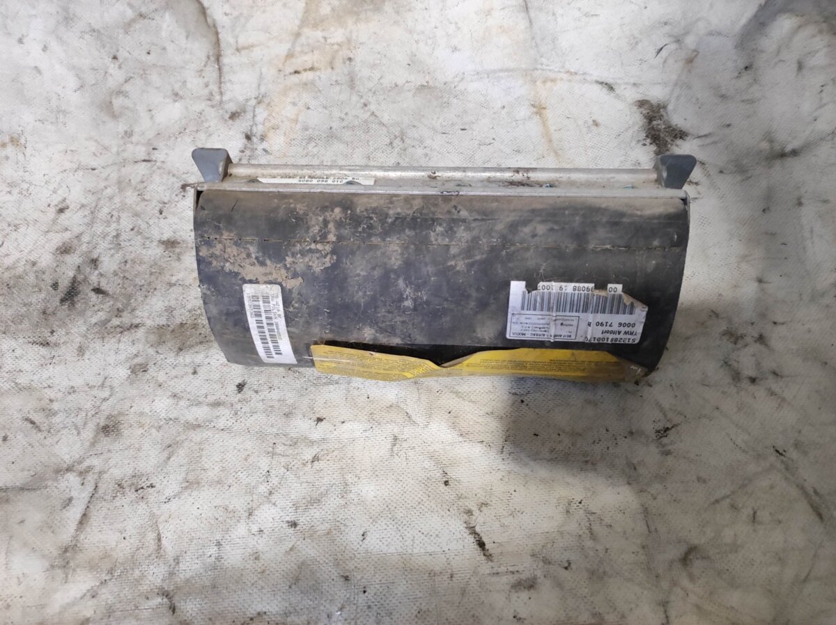 Подушка безпеки бокова Mercedes-Benz E-Class W210 (1995-2003) A2108600805