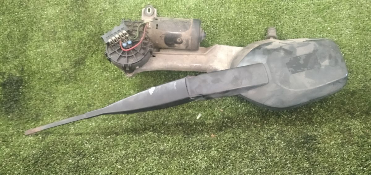 Трапеція двірників  Mercedes-Benz E-Class W210 (1995-2003) A2108201542