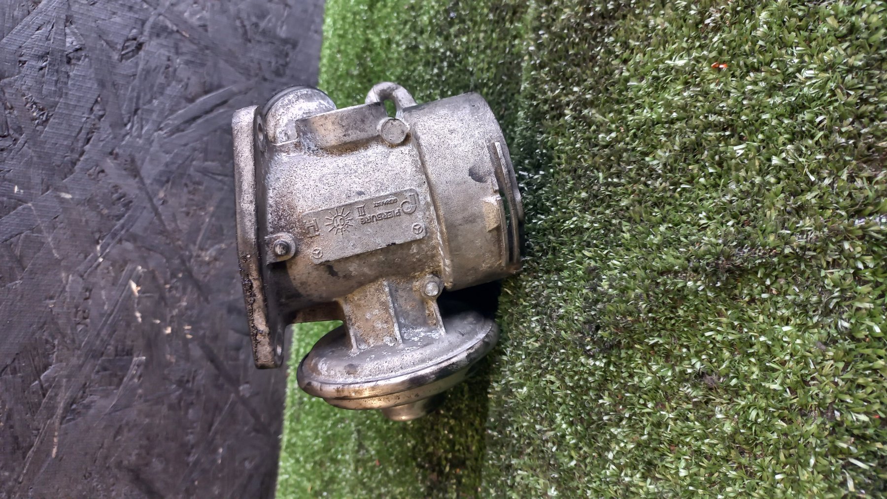 Клапан EGR Mercedes-Benz ML-Class W163 1997-2005 A6110900754