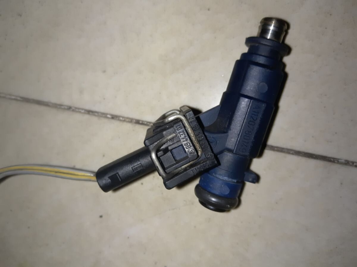 форсунка дизельна  Mercedes-Benz C-Class W203 (2000-2007),E-Class W210 (1995-2003),S-Class W220 (1998-2005) A1120780149