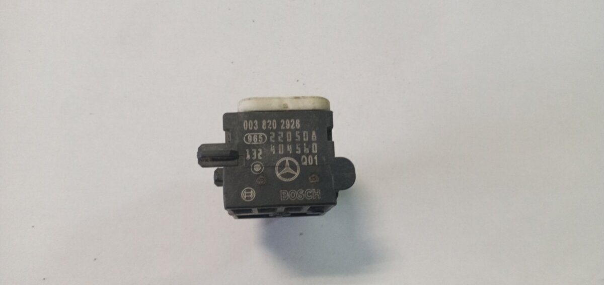 Датчик удара Mercedes-Benz S-Class (W221) 05 ... A0038202926