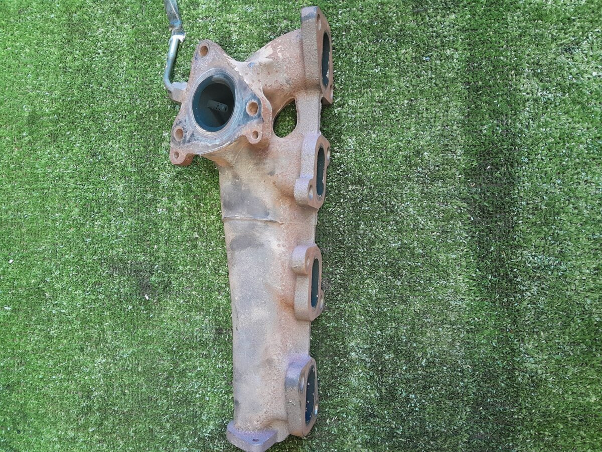 Колектор випускний Mercedes-Benz Sprinter W906 (2006-2018) A6511420001