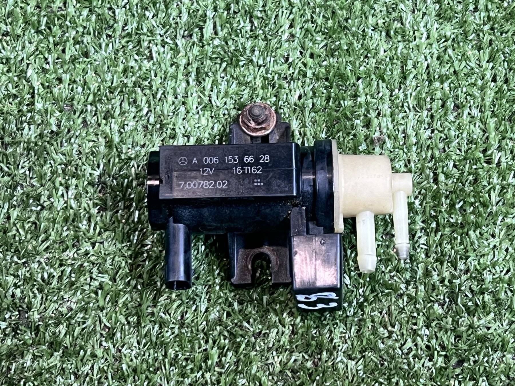 Перетворювач тиску надуву (соленоїд) Mercedes-Benz Sprinter W906 (2006-2018) A0061536628