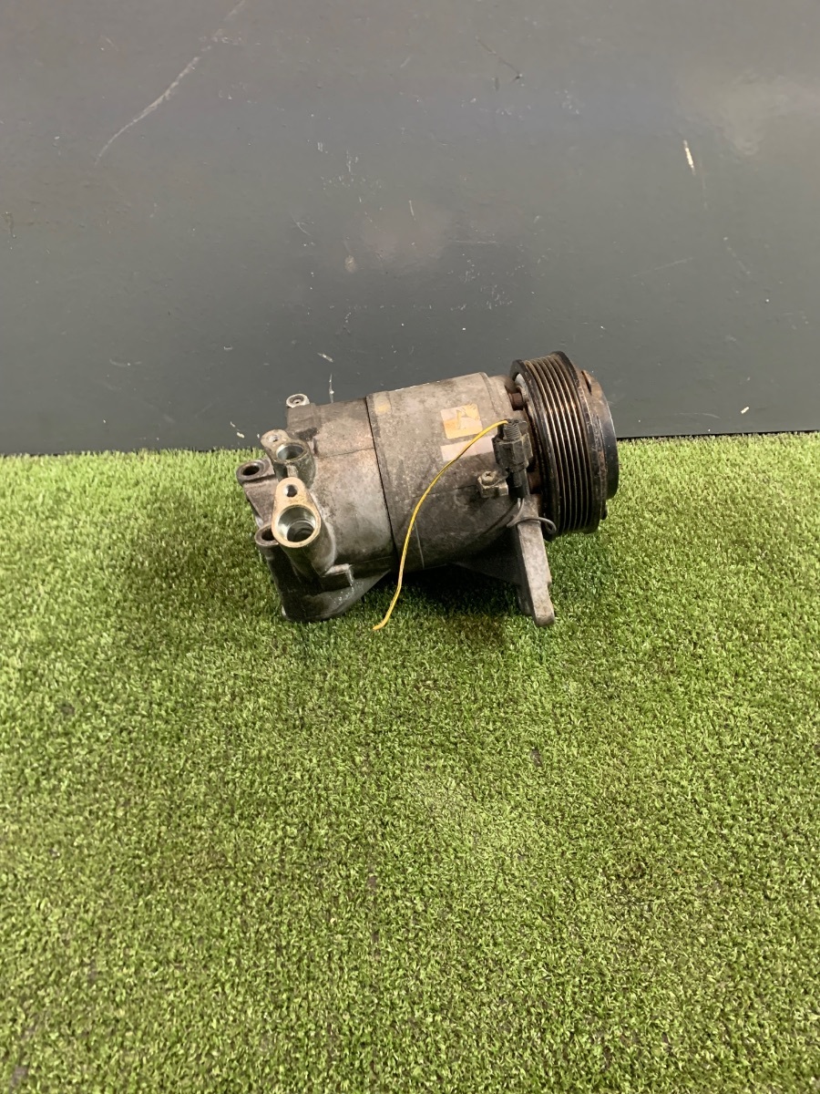 Компресор кондиціонера Nissan Murano Z50 (2002-2007) 92600CA01A