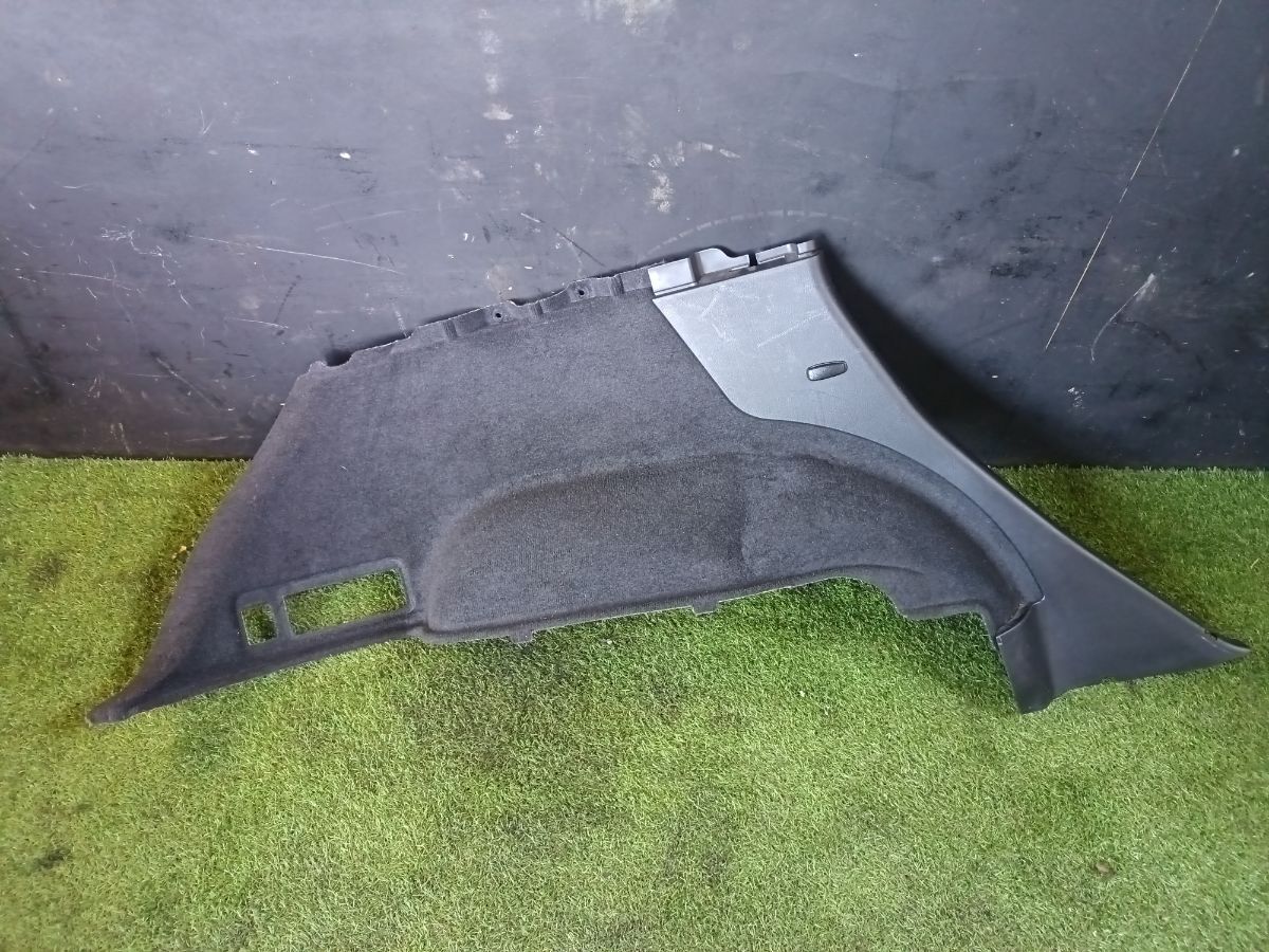 Обшивка багажника права Nissan Murano Z50 (2002-2007) 84950CA012