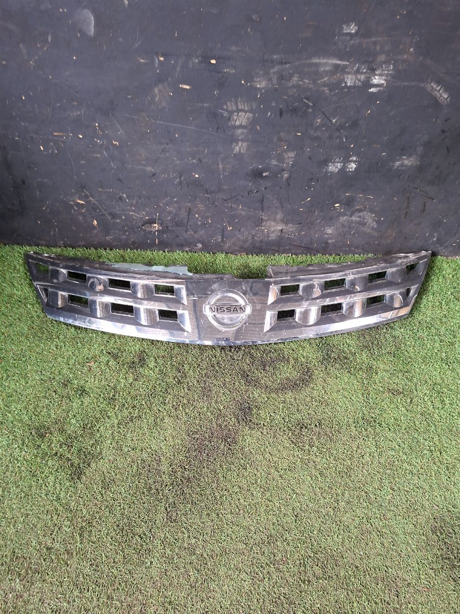 Решітка радіатора Nissan Murano Z50 (2002-2007) 62310CA000 Вживаний