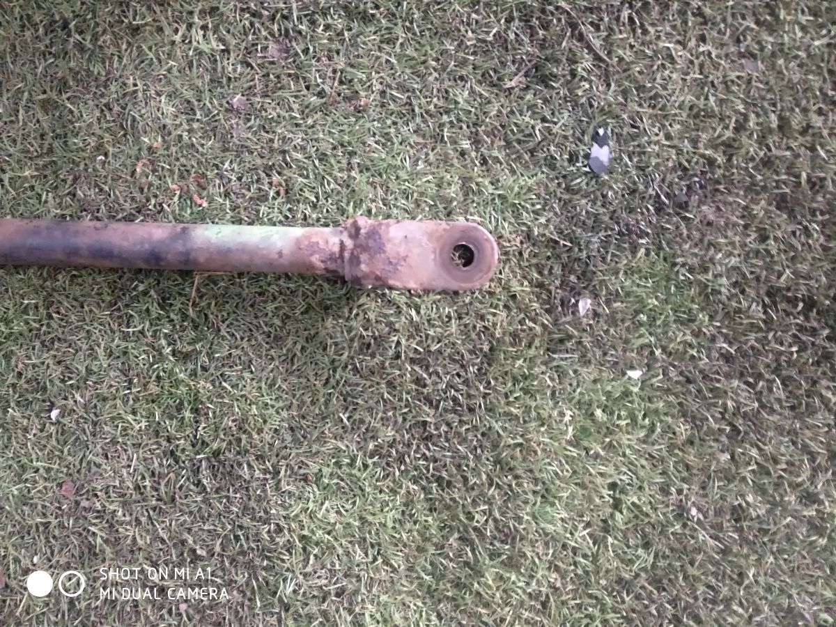 Тяга продольня права Nissan Murano Z50 (2002-2007) 55110CA000