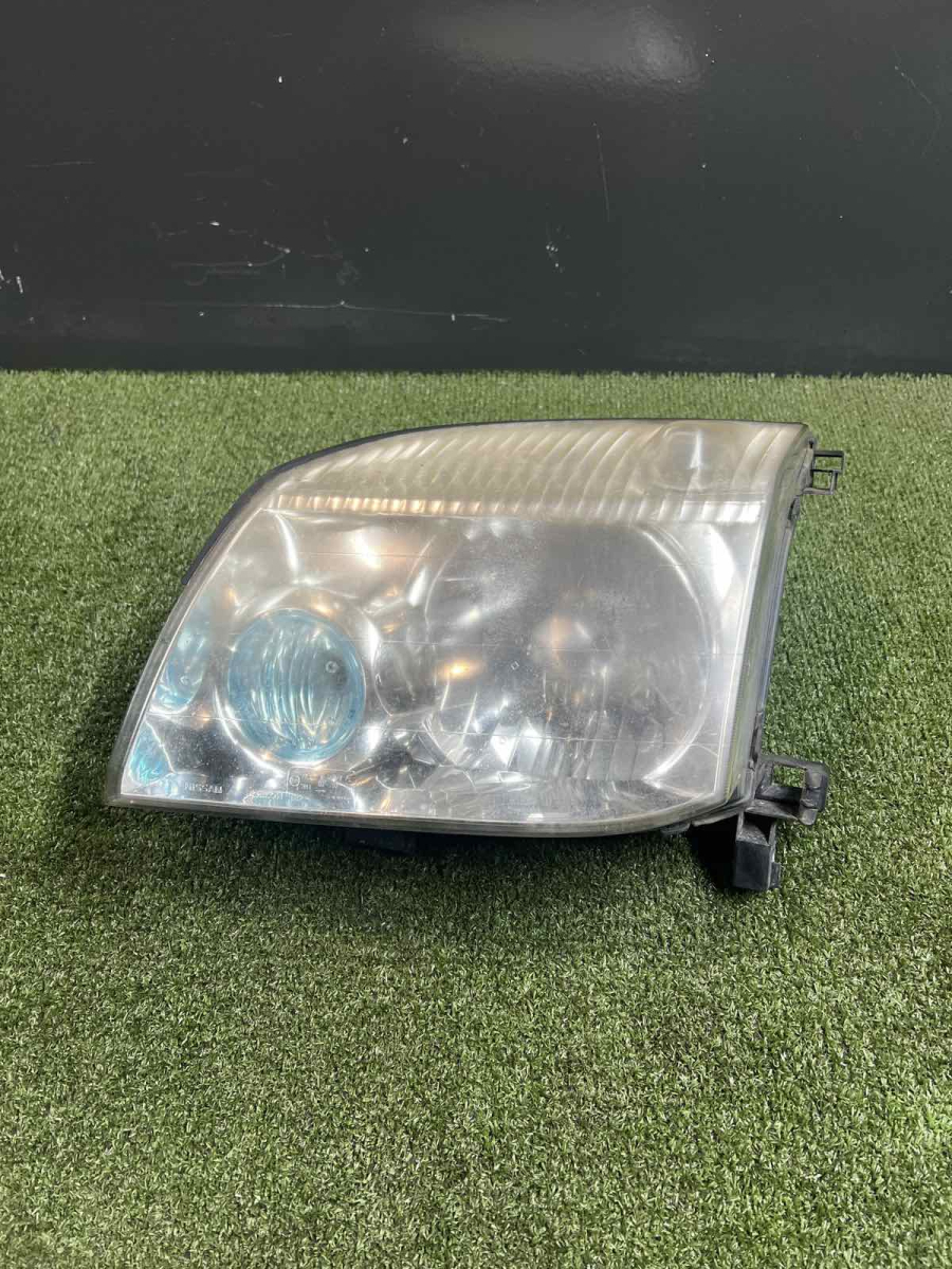 Фара передня ліва Nissan X-Trail T30 (2001-2007) 260608H925