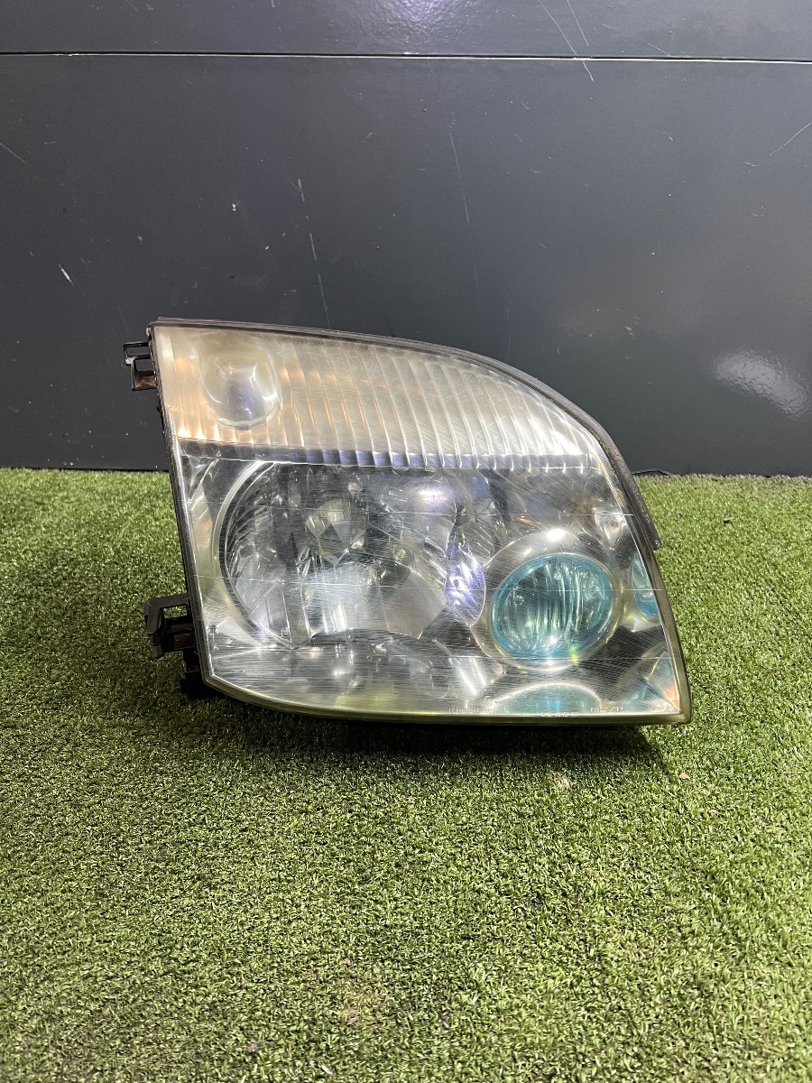 Фара передня права Nissan X-Trail T30 (2001-2007) 260108H925