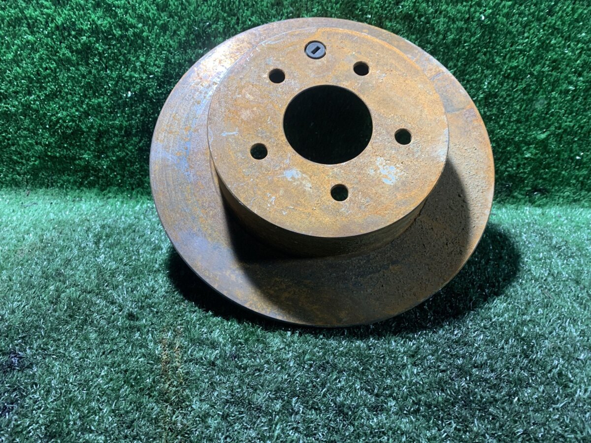 Гальмівний диск задній Nissan X-Trail T30 (2001-2007) 432068H701