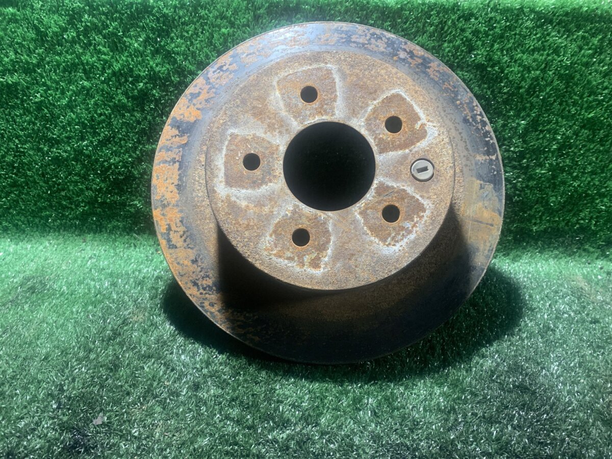 Гальмівний диск задній Nissan X-Trail T30 (2001-2007) 432068H701