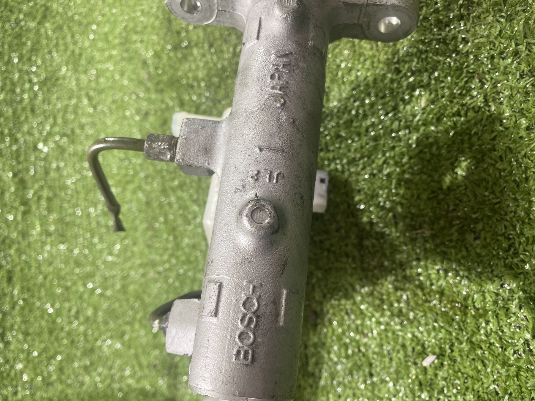 Головний циліндр гальм Nissan X-Trail T30 (2001-2007) 460108H911