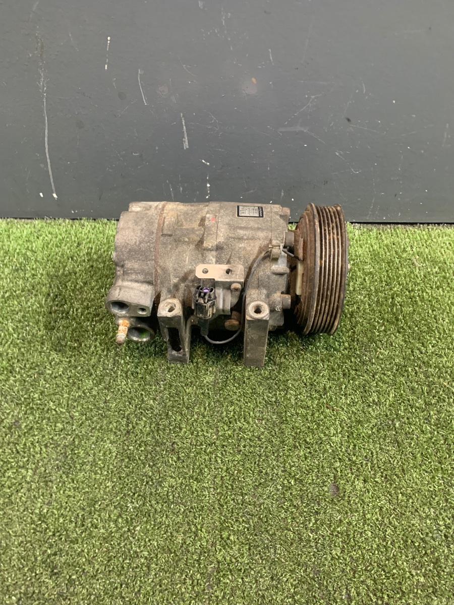 Компресор кондиціонера Nissan X-Trail T30 (2001-2007) 92600AU010