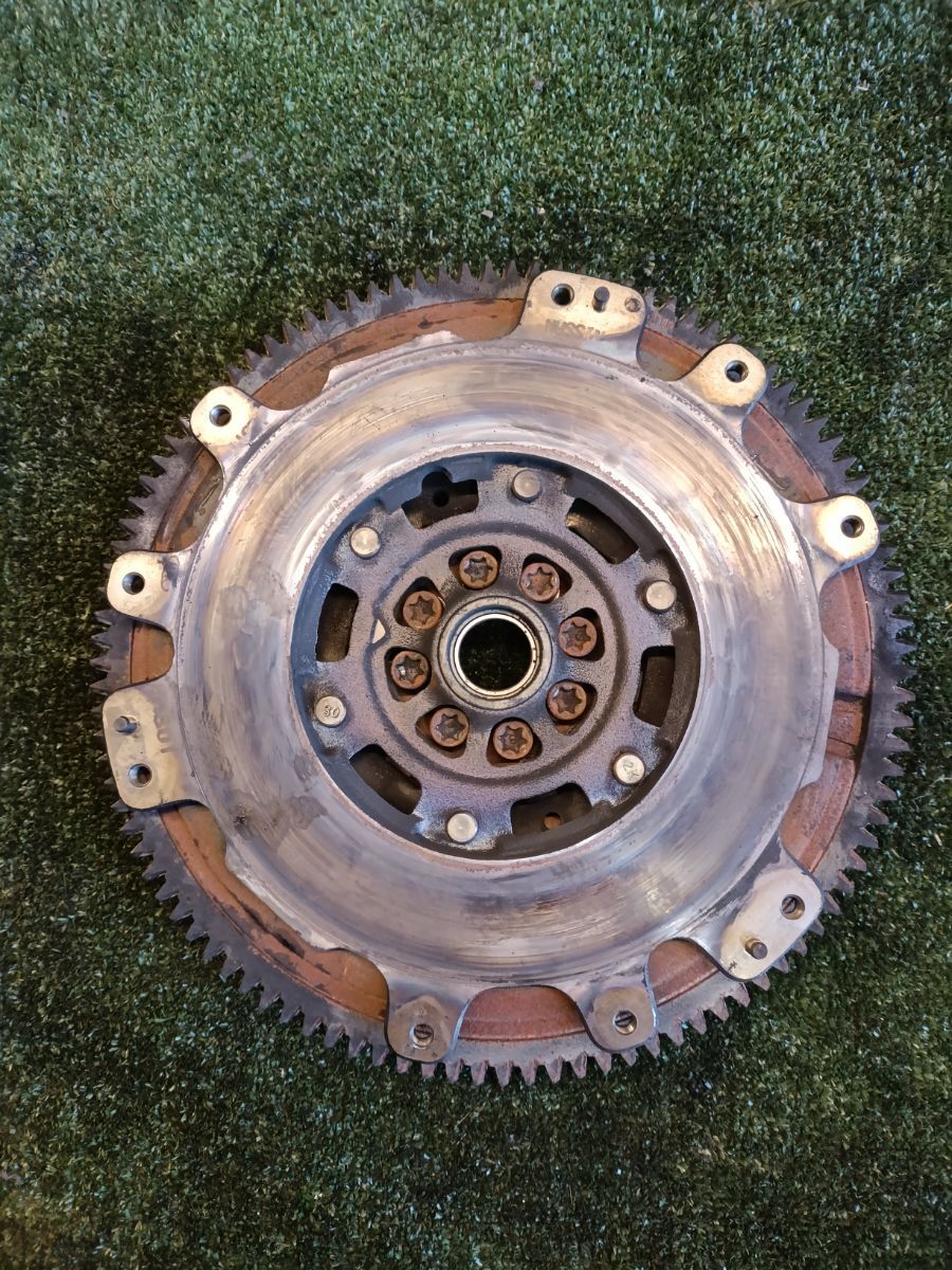 Маховик  Nissan X-Trail T30 (2001-2007) 123108H801