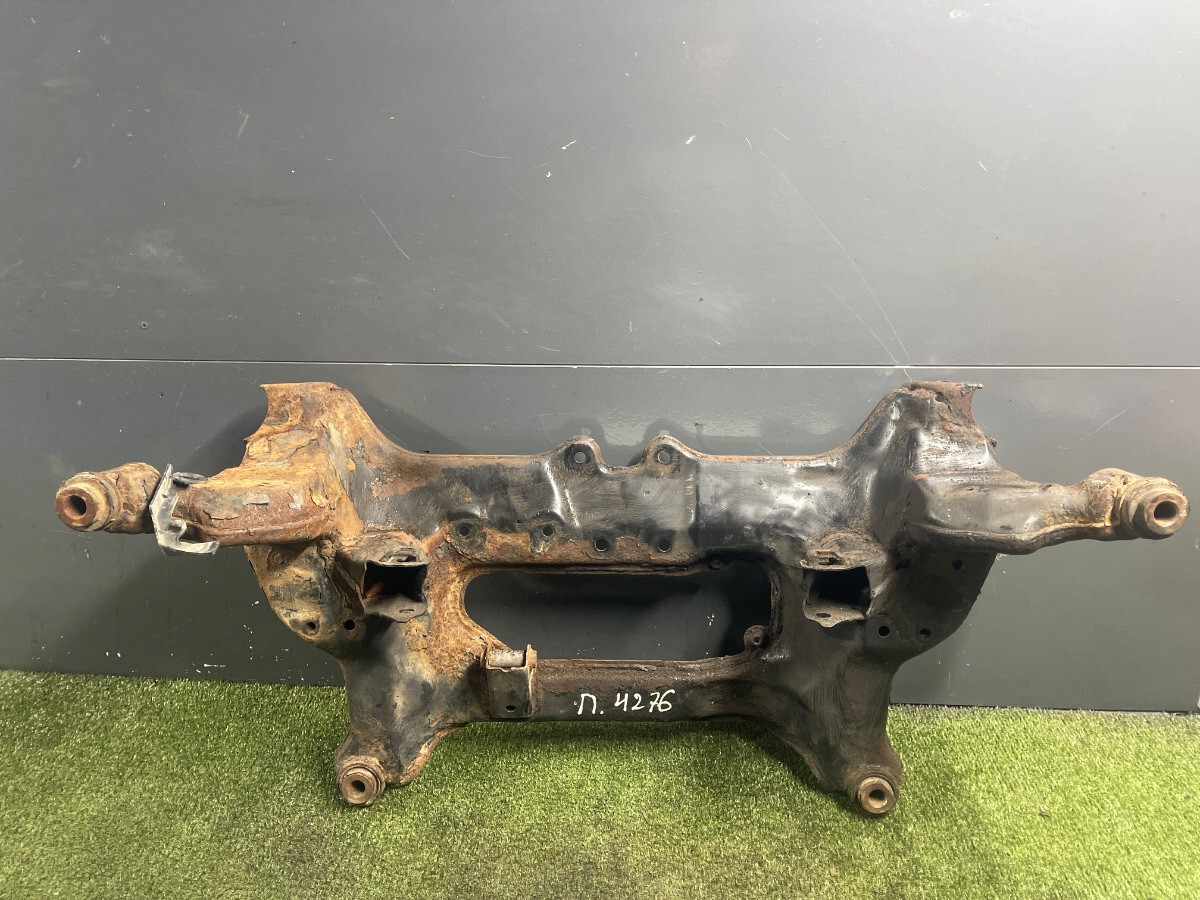 Передній підрамник Nissan X-Trail T30 (2001-2007) 544008H500