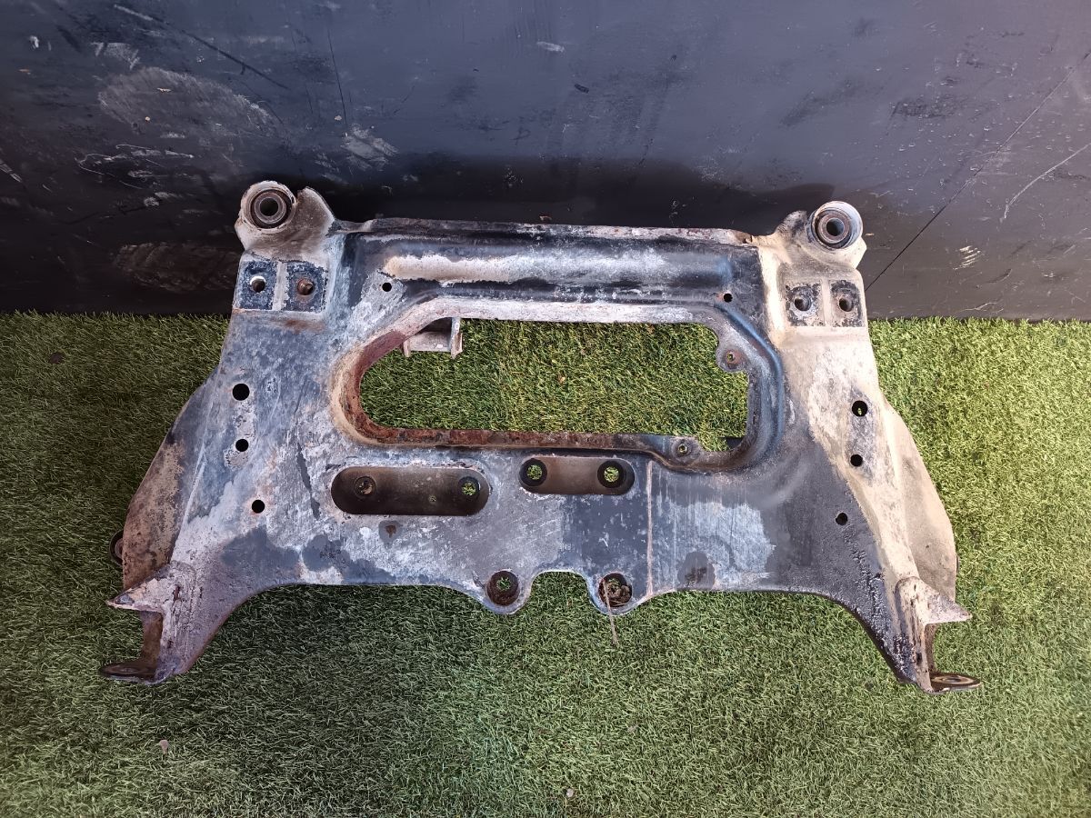 Передній підрамник Nissan X-Trail T30 (2001-2007) 54400EQ500