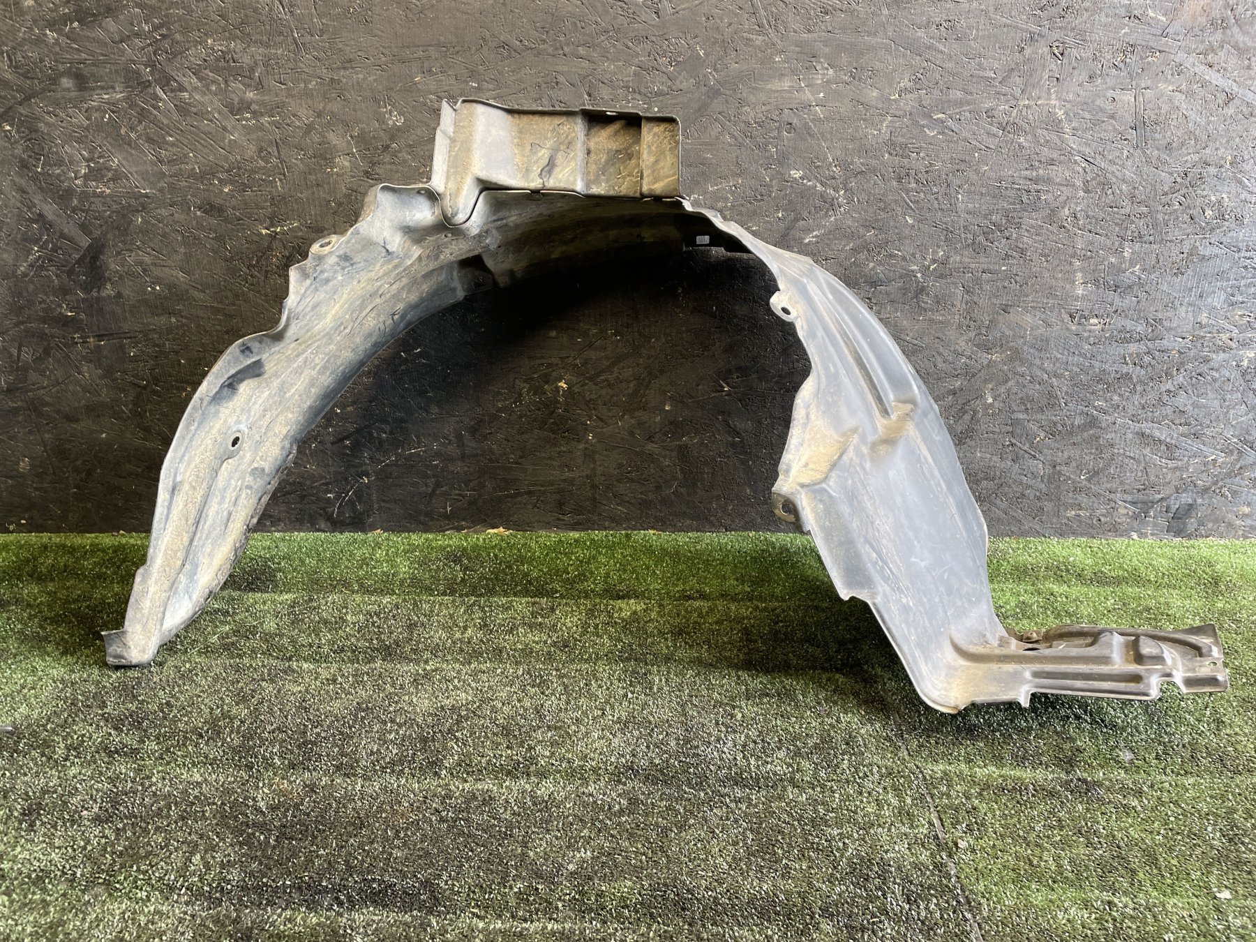 Підкрилок передній лівий Nissan X-Trail T30 (2001-2007) 638418H900