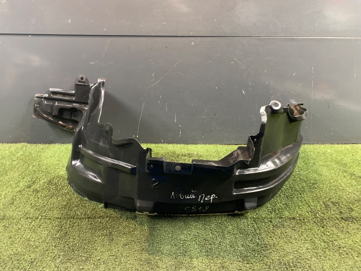 Підкрилок передній лівий Nissan X-Trail T30 (2001-2007) 638418H900