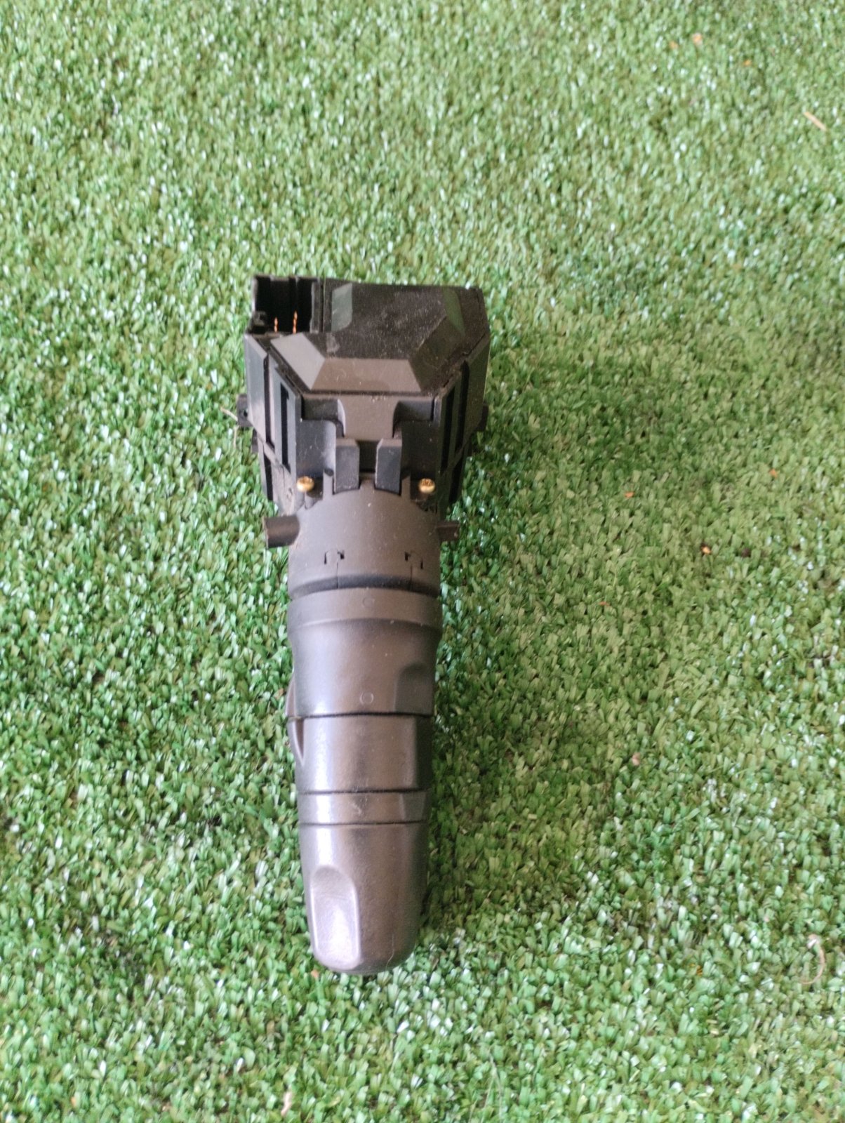 Підрульовий переключатель правий Nissan X-Trail T30 (2001-2007) 252608H705