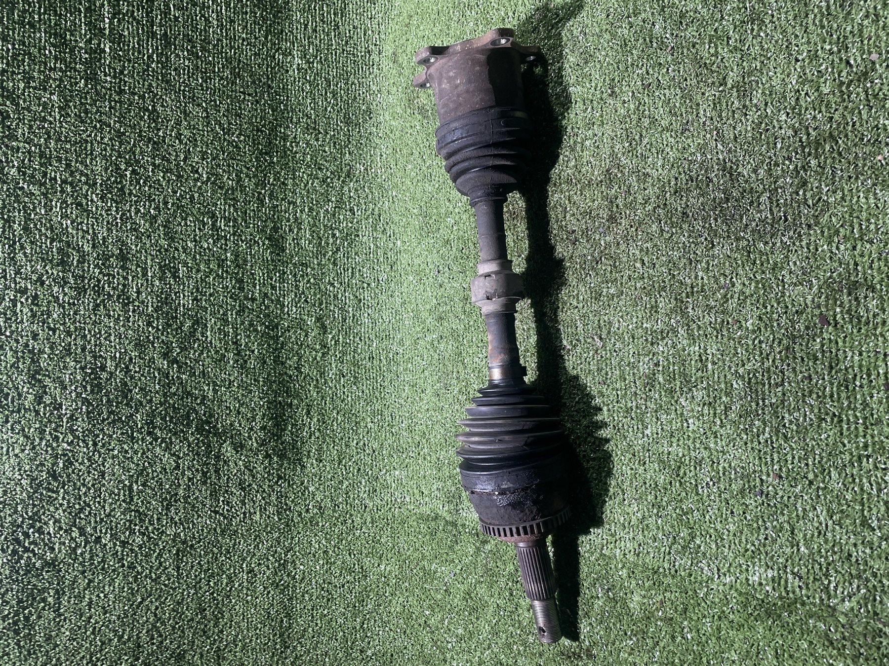 Піввісь передня права Nissan X-Trail T30 (2001-2007) 391008H712