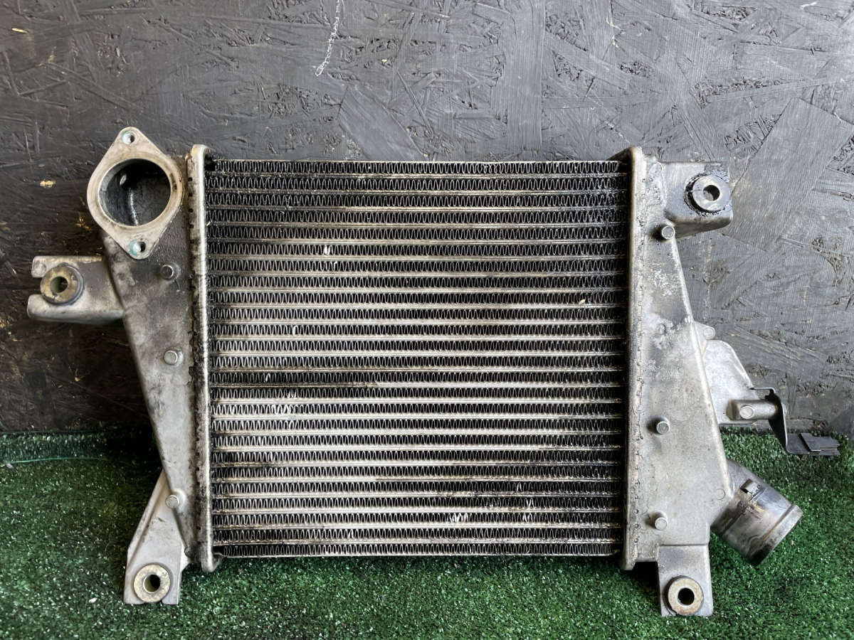 Радіатор інтеркулера Nissan X-Trail T30 (2001-2007) 14461EQ405