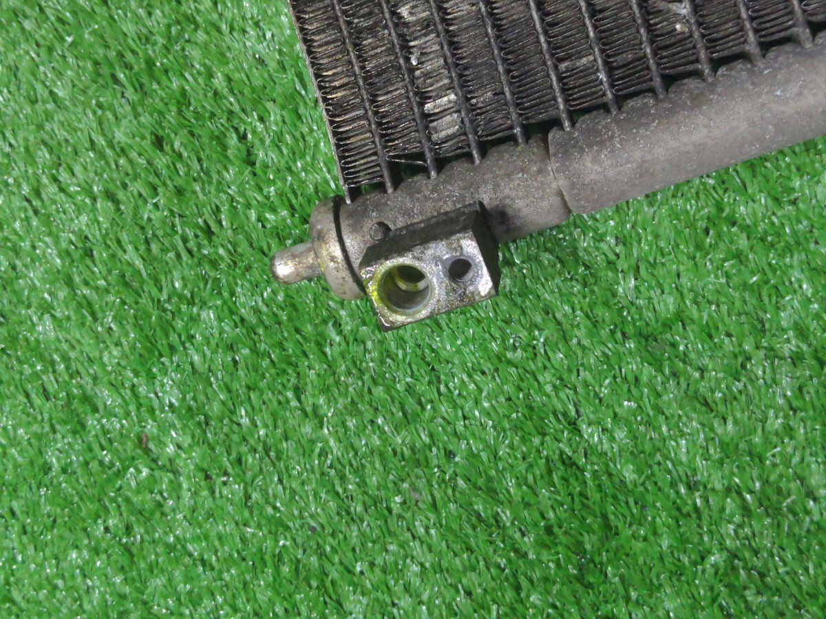 Радіатор кондиціонера Nissan X-Trail T30 (2001-2007) 921009H310