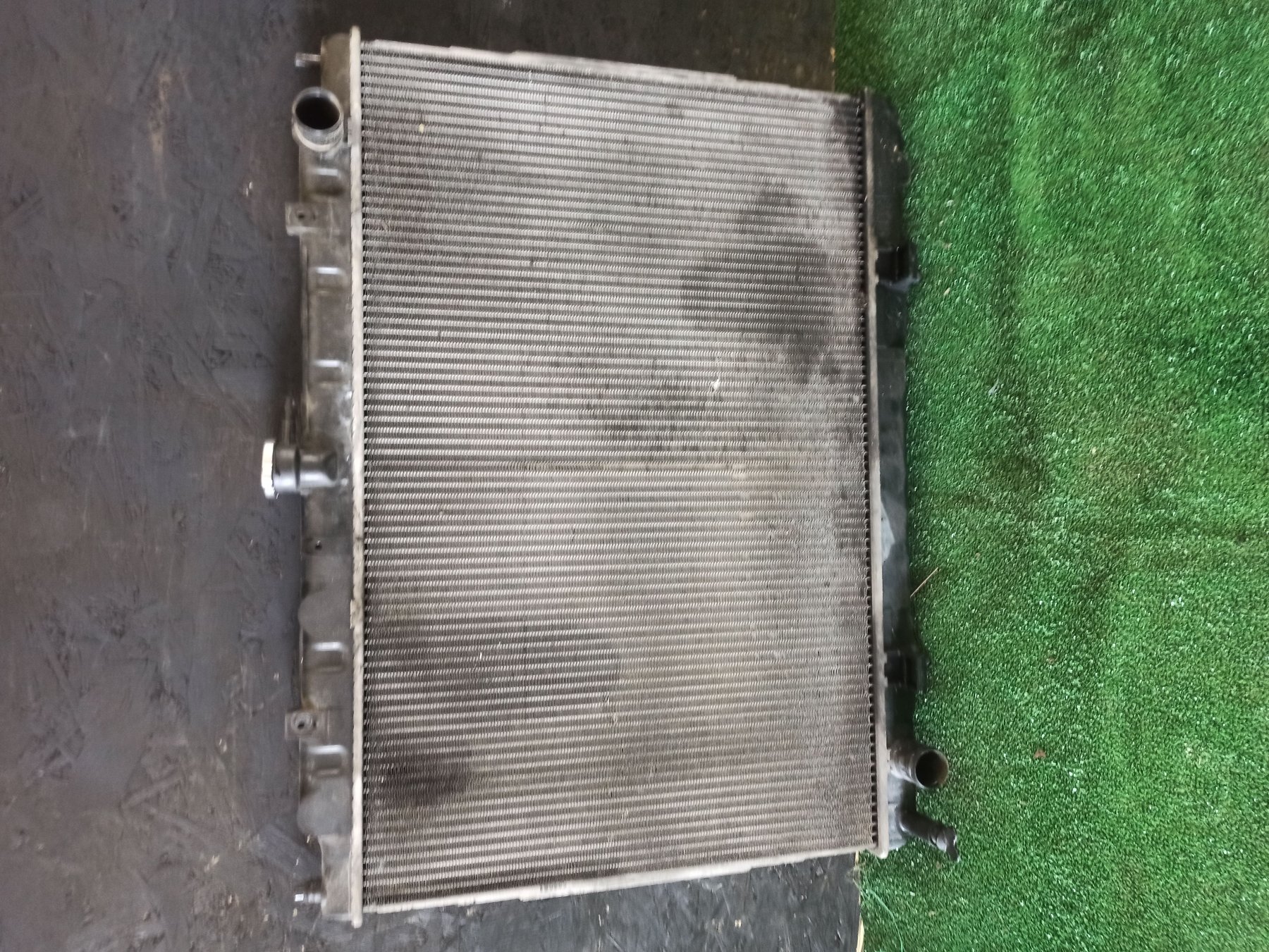 Радіатор охолодження двигуна Nissan X-Trail T30 (2001-2007) 214108H800