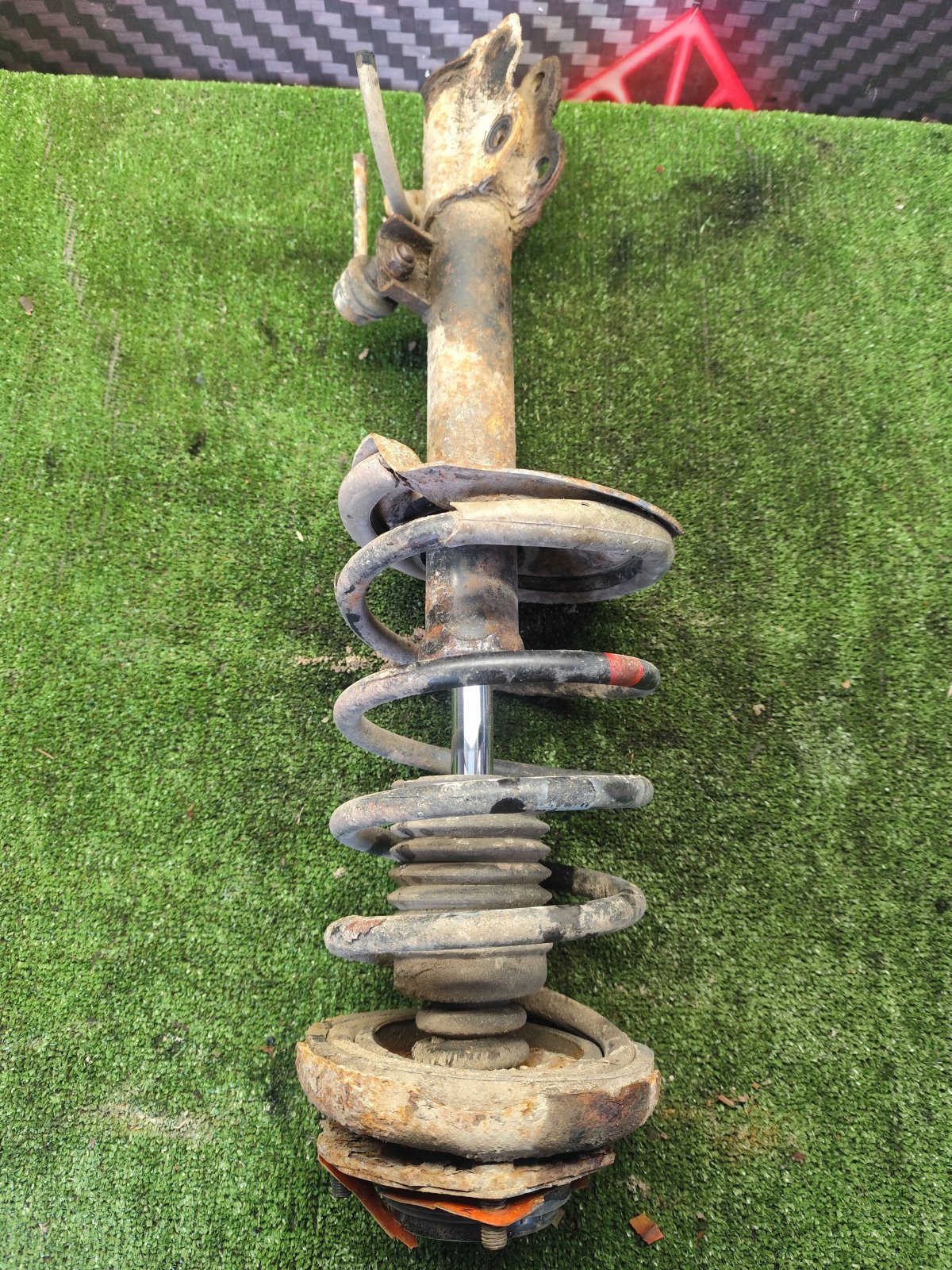 Стійка задня Nissan X-Trail T30 (2001-2007) 54302EQ025