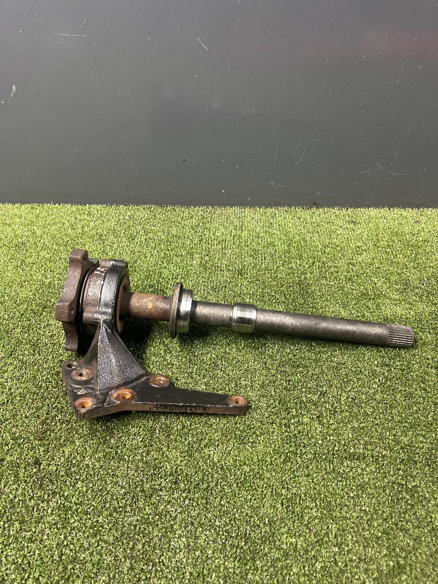 Вал приводу піввісі проміжний Nissan X-Trail T30 (2001-2007) 382308H710