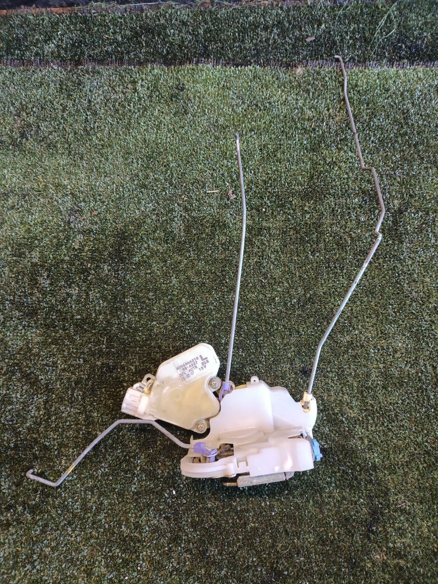 Замок  Nissan X-Trail T30 (2001-2007) 80553AA210