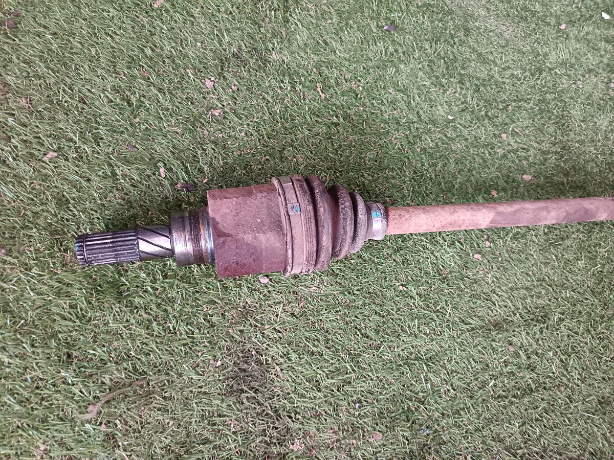 Піввісь ЗЛ Nissan X-Trail T31 (2007-2013) 39600JD60A