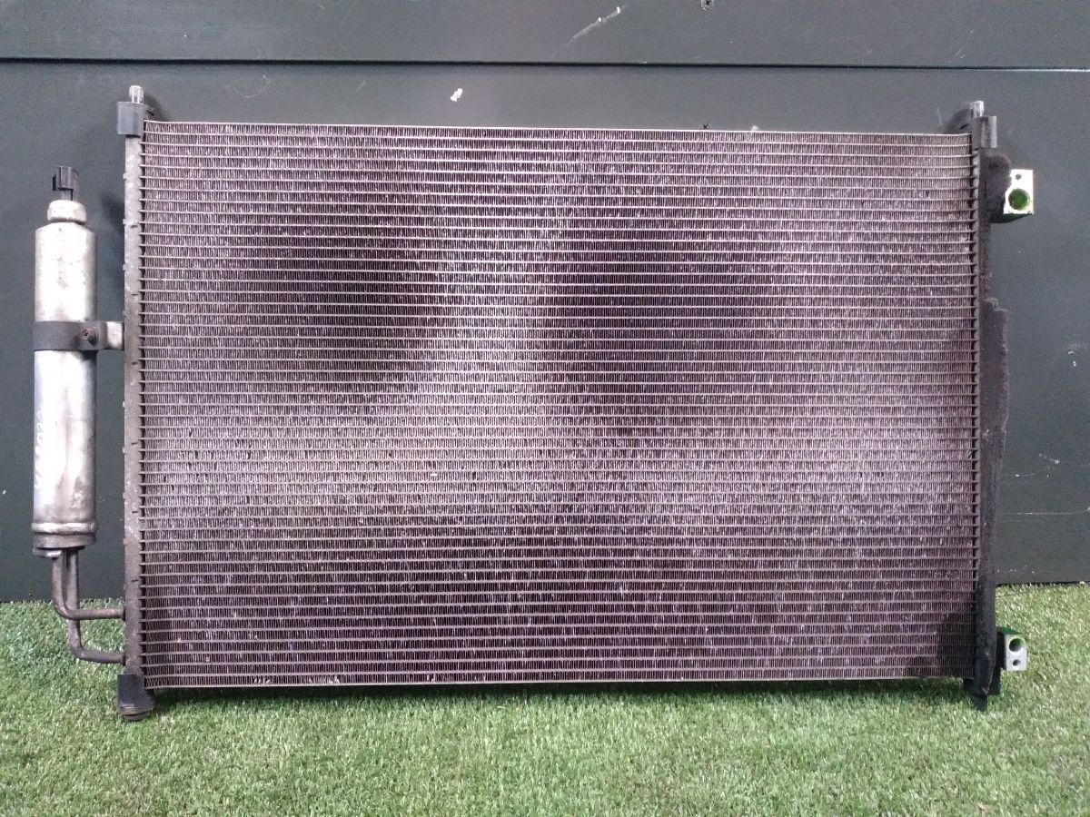 Радіатор кондиціонера Nissan X-Trail T31 (2007-2013) 92100JG000