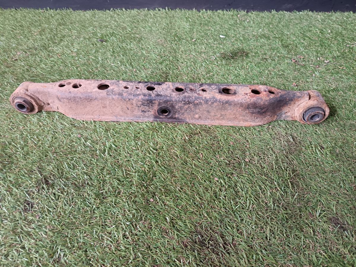 Важіль підвіски ЗЛ Nissan X-Trail T31 (2007-2013) 55111JG00A