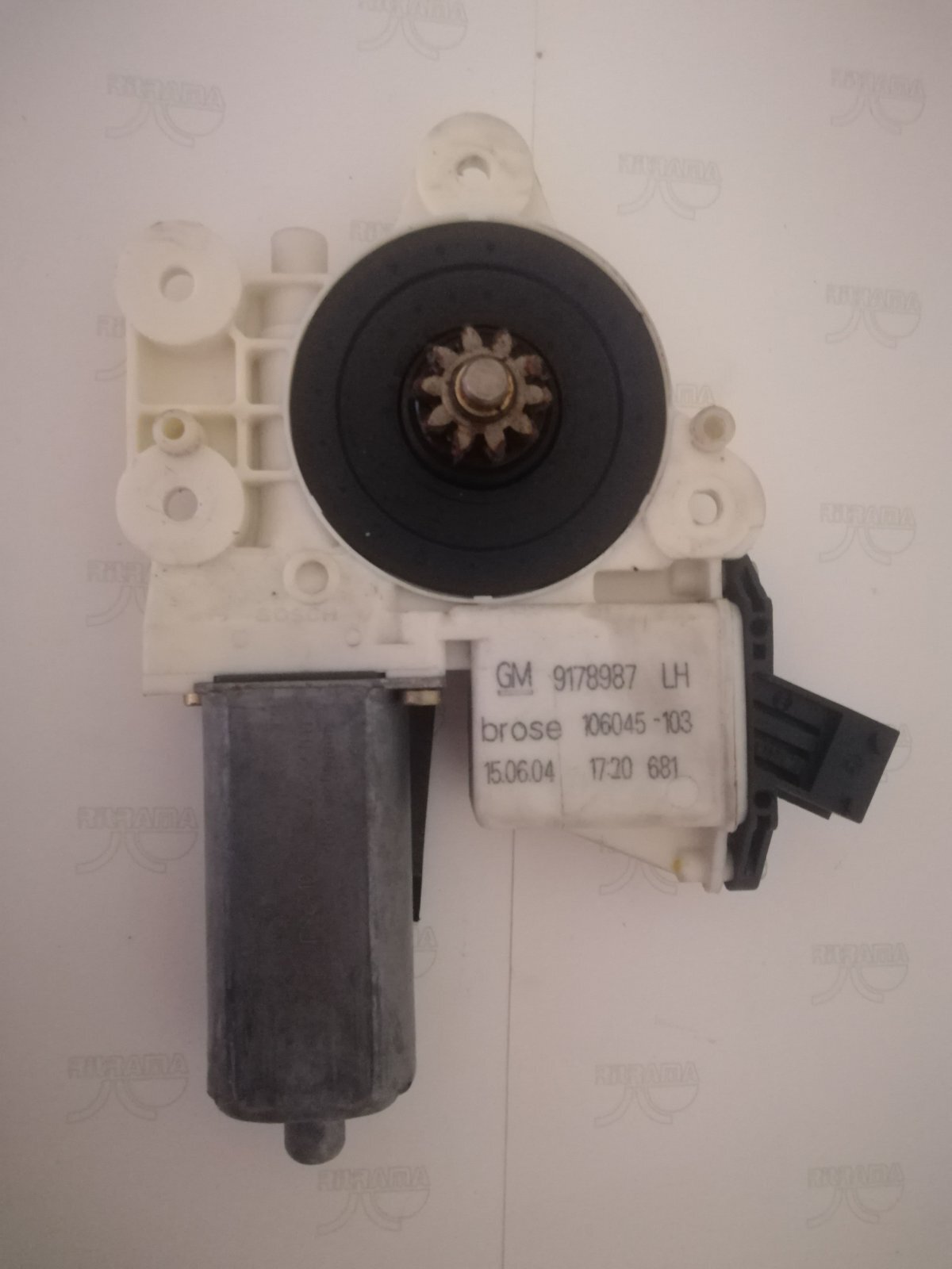 Мотор скло підйомника дверей передніх правих Opel Vectra C (2002-2008) 9178987