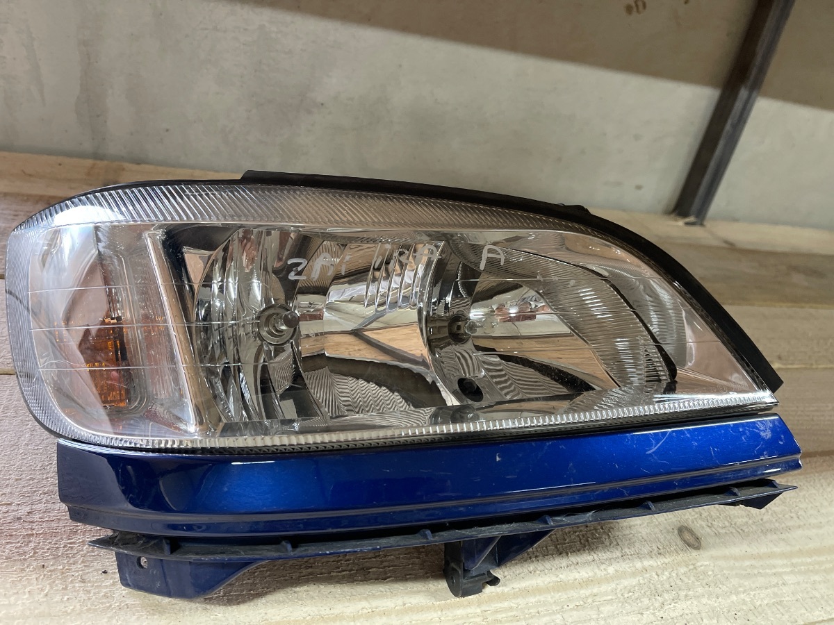 Фара права  Opel Zafira A (1999-2005) 09199904