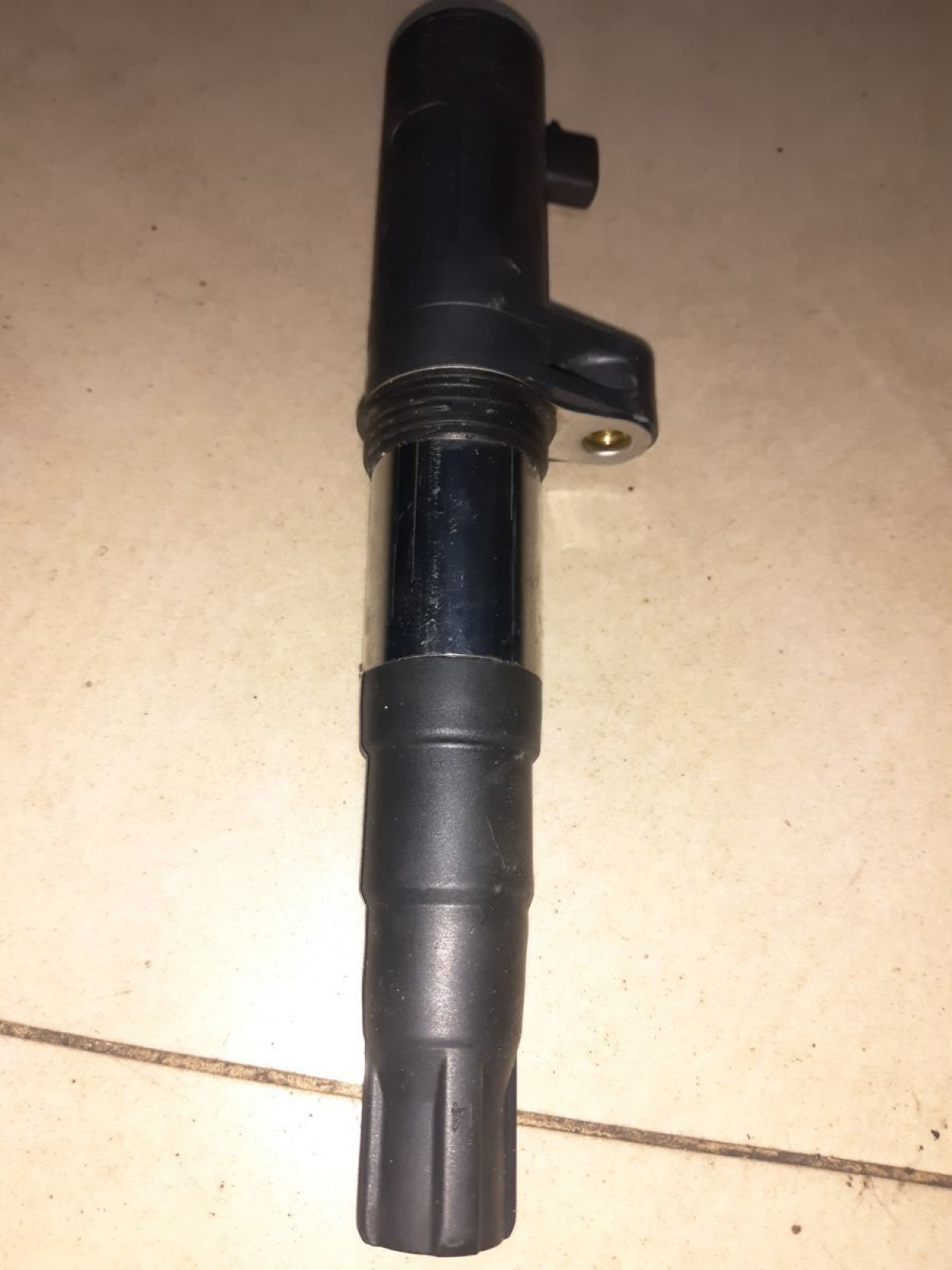 котушка запалювання Renault Kangoo I (1997-2009) 8200765882