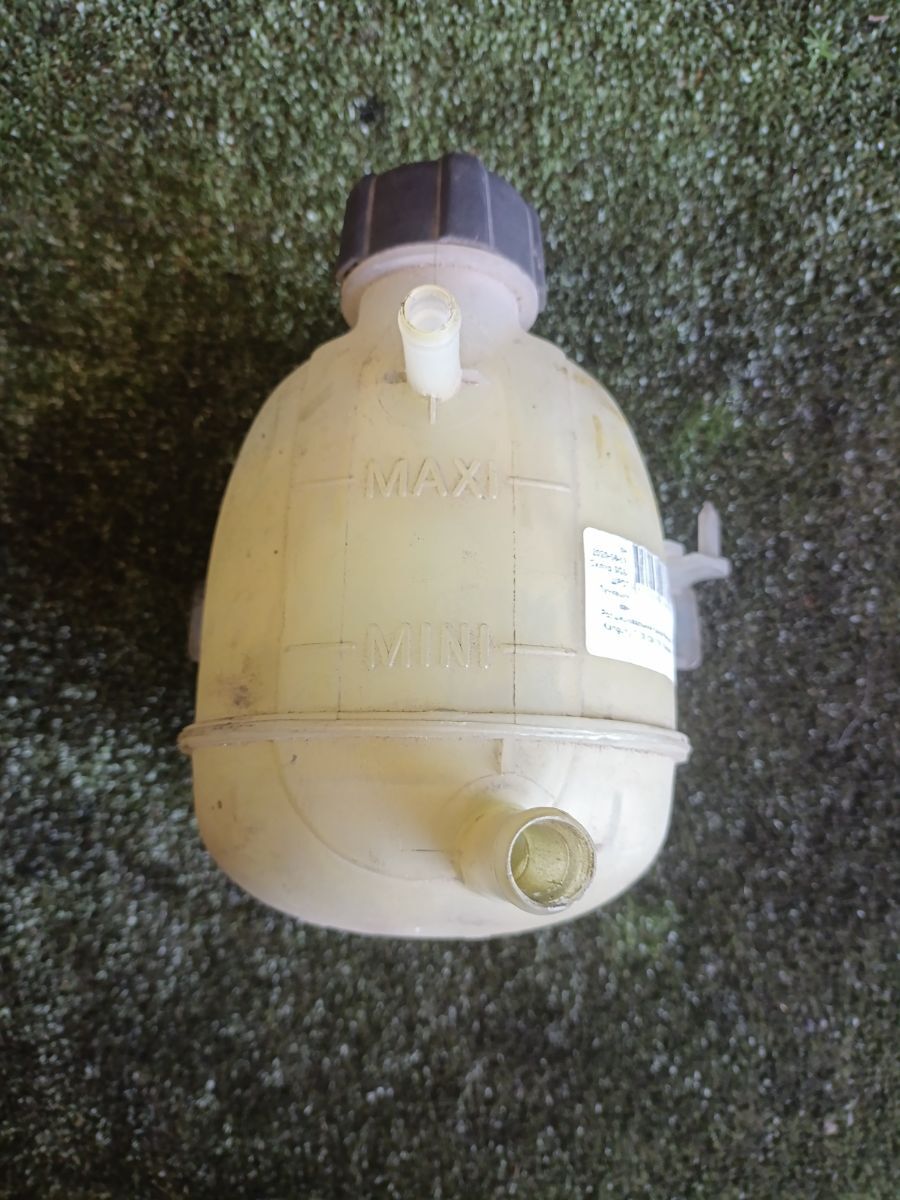 Розширювальний бачок renault kangoo Renault Kangoo I (1997-2009) 7700836316