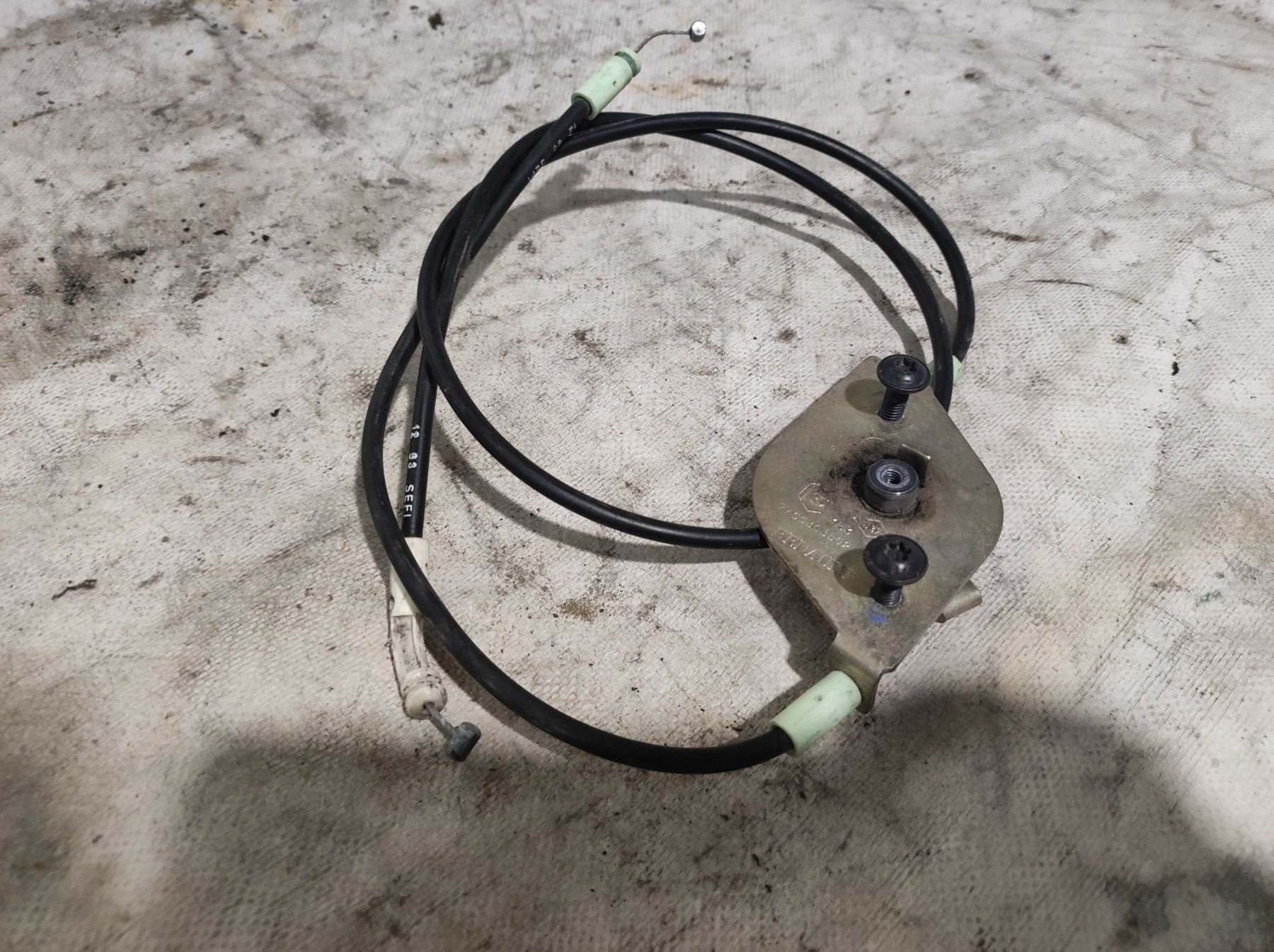 Трос дверей (задніх) renault kangoo 98-08 (r) Renault Kangoo I (1997-2009) 7700303592