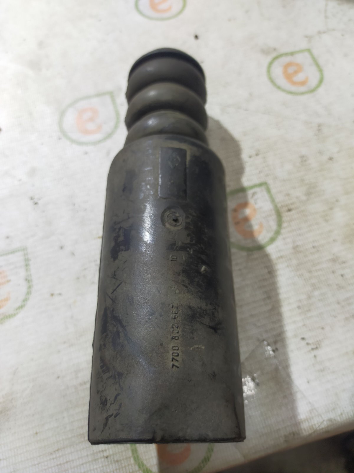 відбійник амортизатора переднього Renault Kangoo II (2008-2021) 7700802667