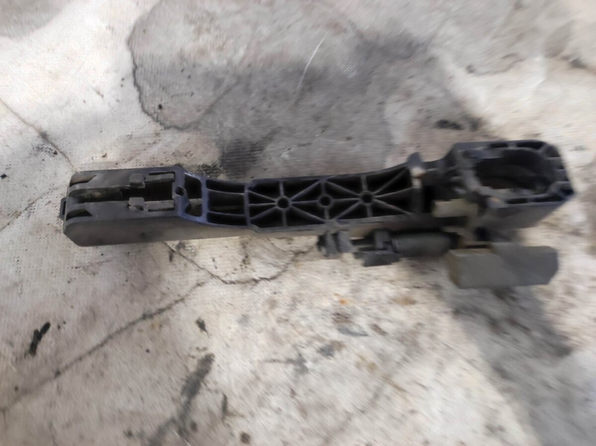 Renault Laguna II (2001-2007) 8200004747