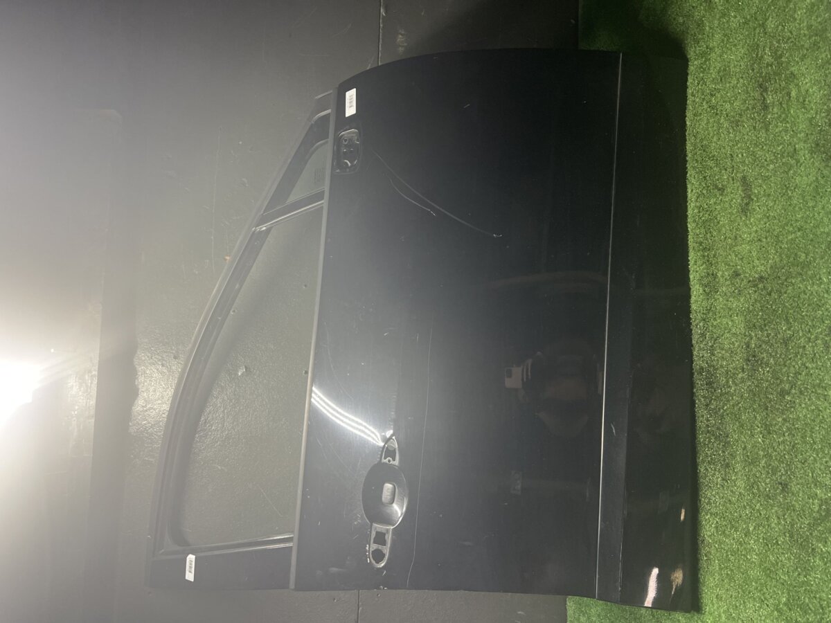 Двері передні праві Renault Scenic III (2009-2016) 801008349R