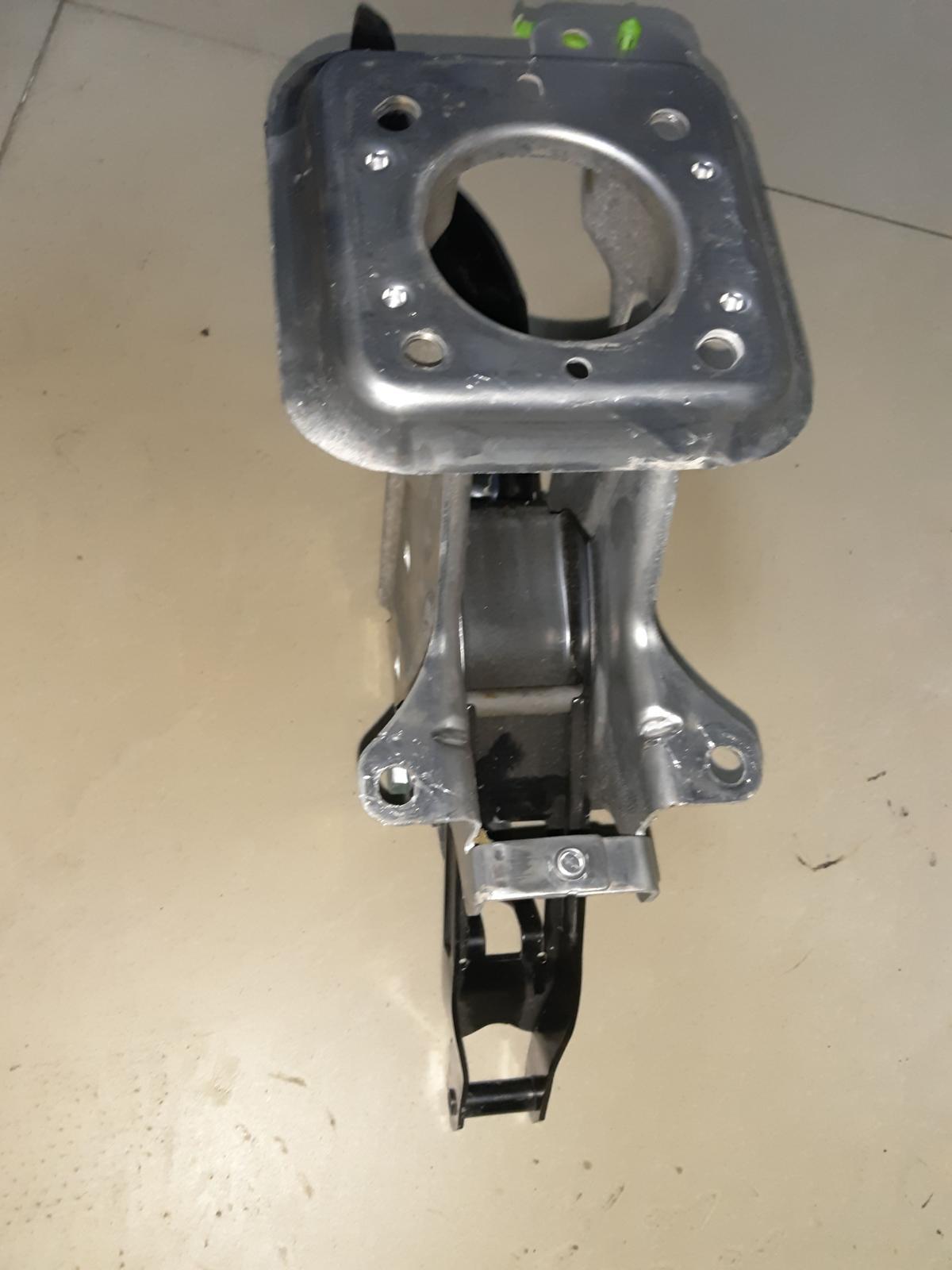 Педаль гальма під МКПП метал Skoda Octavia III 2013-2019  1K1721057L Vag Б/У