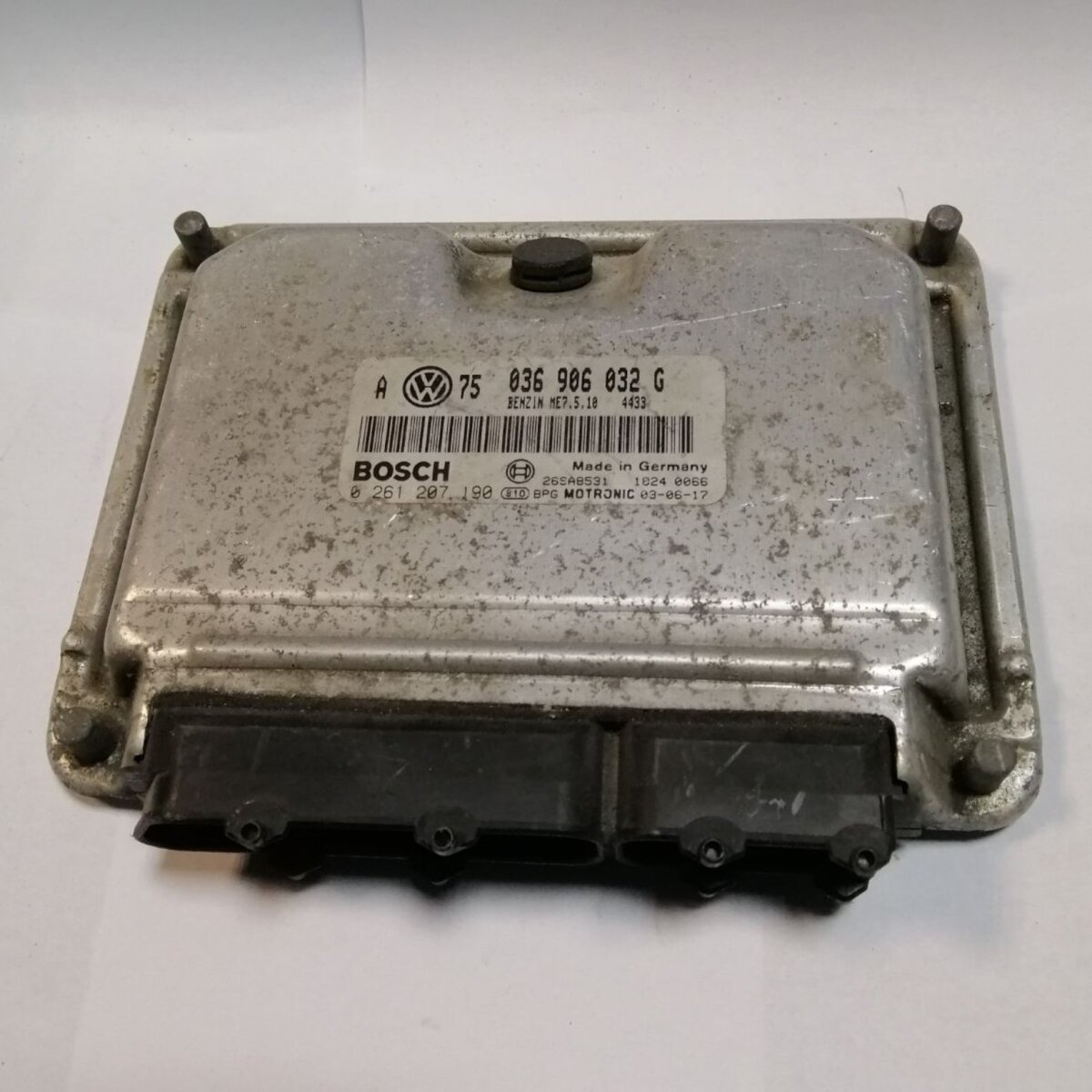 Блок управління двигуном Volkswagen Bora (1998-2005),Golf IV (1997-2006) 036906032G